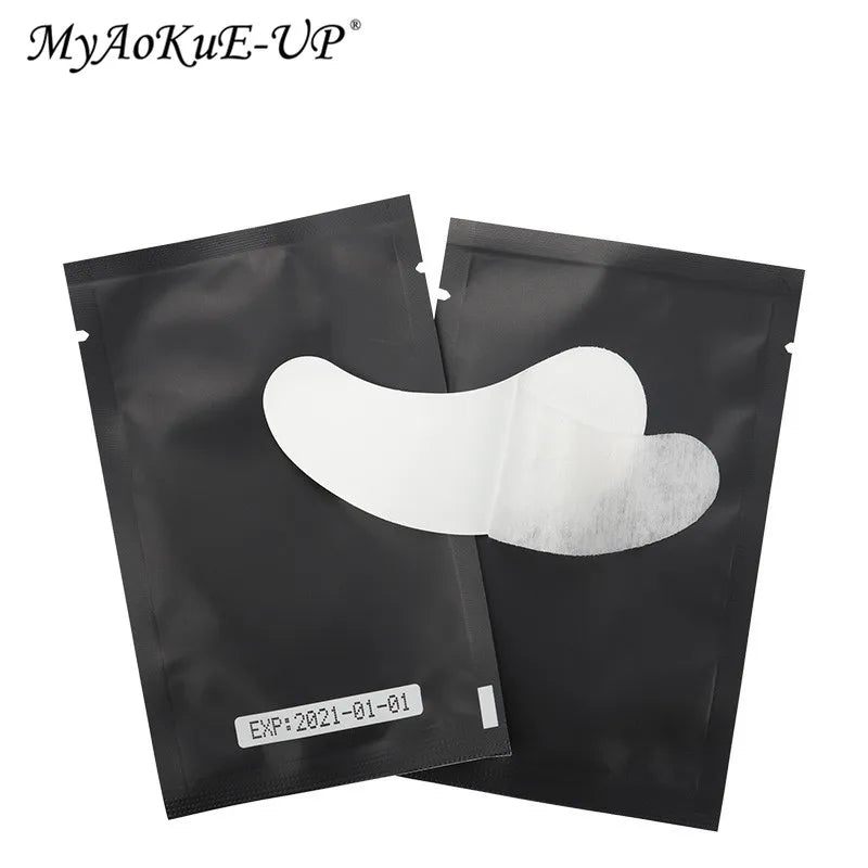 Embalagem de 50/100 pares de adesivos de gel para pestanas postiças, ideais para extensão de pestanas.