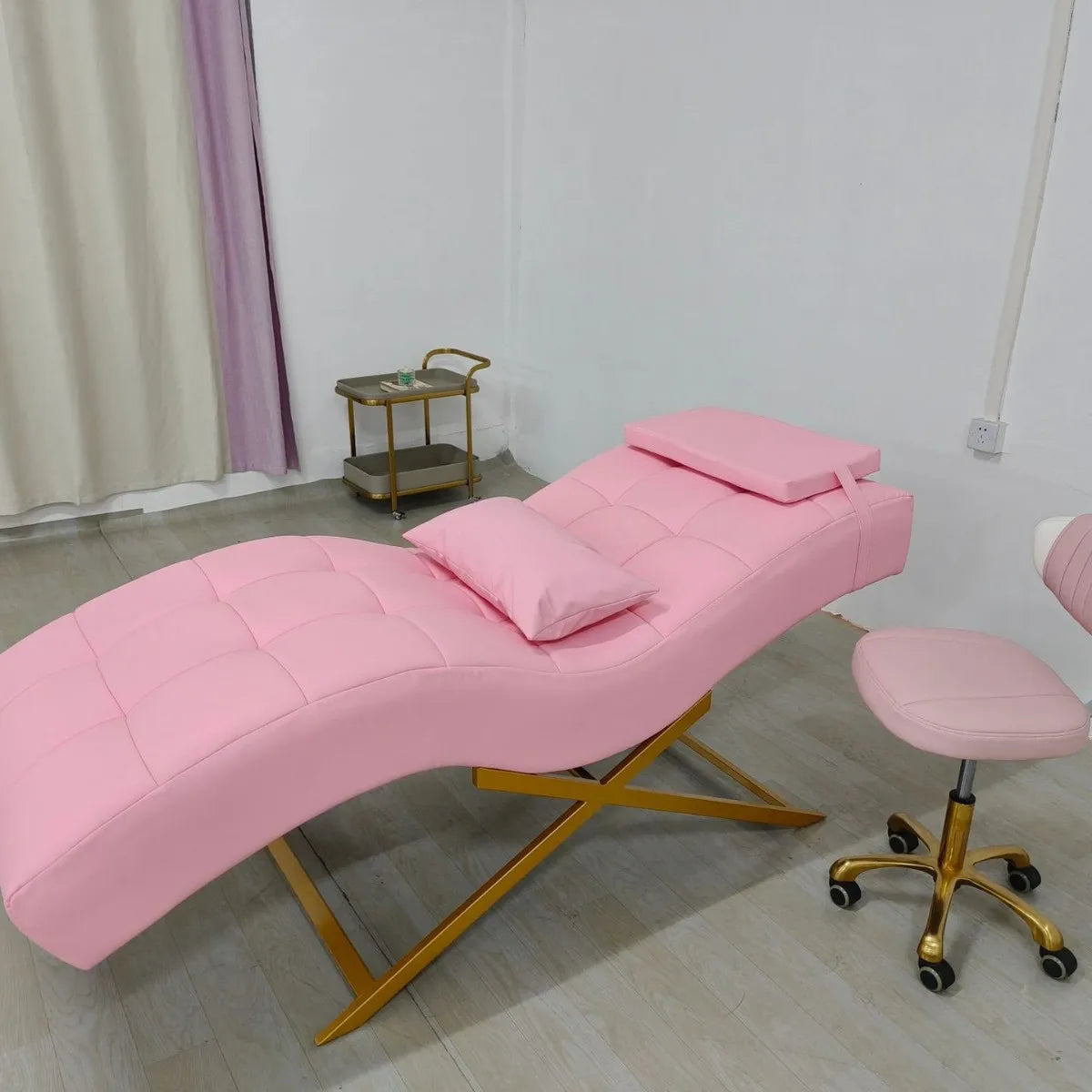 Marquesa moderna para pestanas  com curva, exclusiva para salão de estética