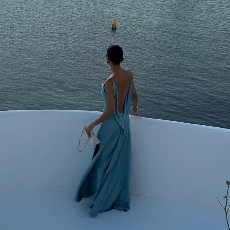 Vestido elegante para mulher com racha, cor sólida, decote quadrado, costas nuas e sem mangas, modelo comprido, ideal para festas e eventos na primavera/verão de 2026.