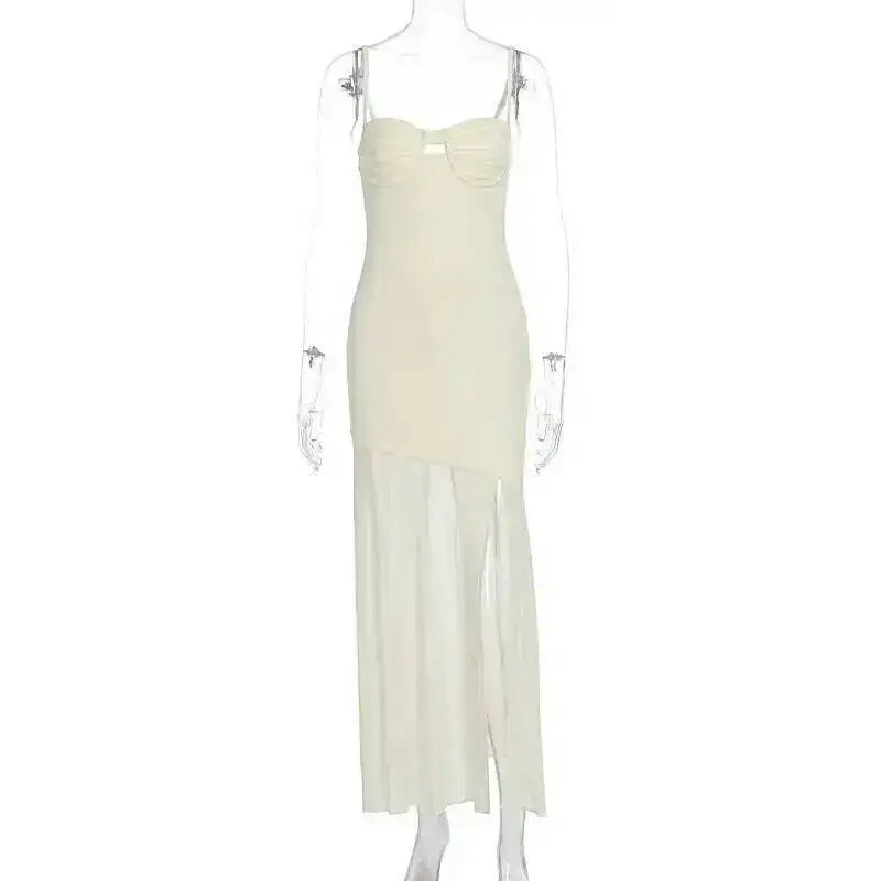 Elegante Vestido de Festa Longo Sexy com Alças Finas Vazadas em Malha e Decote nas Costas - Modelo Feminino Verão 2025