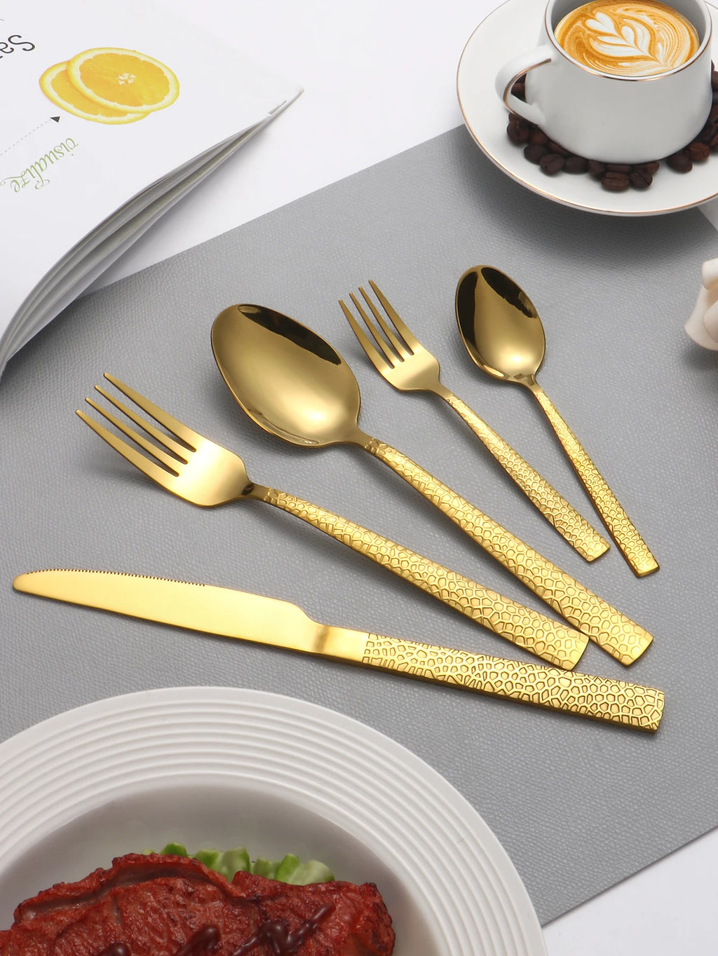 Conjunto de talheres de aço inoxidável 30 unidades, faca e garfo luxuosos dourados, podem ser lavados na máquina de lavar louça.